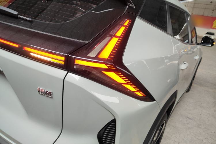 Used Geely Auto Emgrand X7 Sport 2023 Boyue COOL 1.5TD ZhiZun Edition