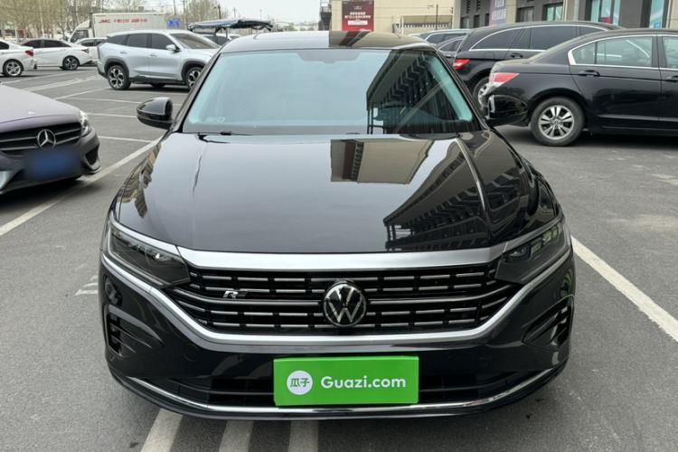 Used Volkswagen Passat 2023 Revised 330TSI Elite Edition
