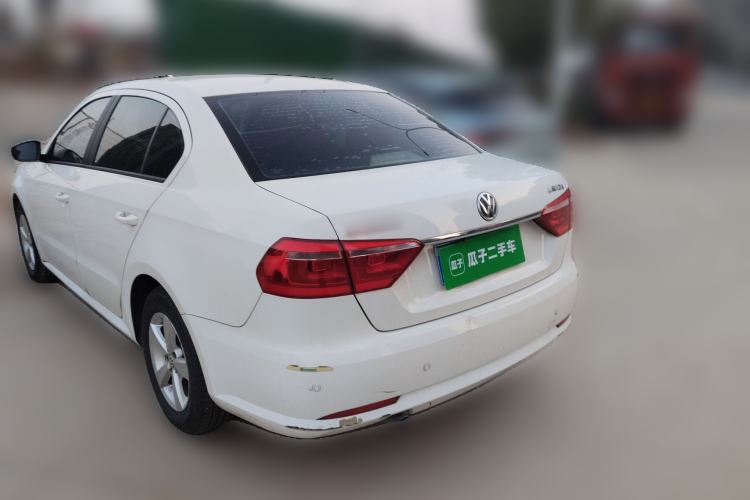 Used Volkswagen Lavida 2013 Revised Classic 1.6L Automatic Fashion Edition
