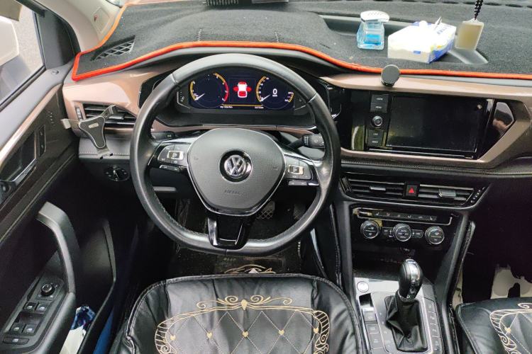 Used Volkswagen Tharu 2019 280TSI Two-Wheel Drive Flagship Edition China V Standard
