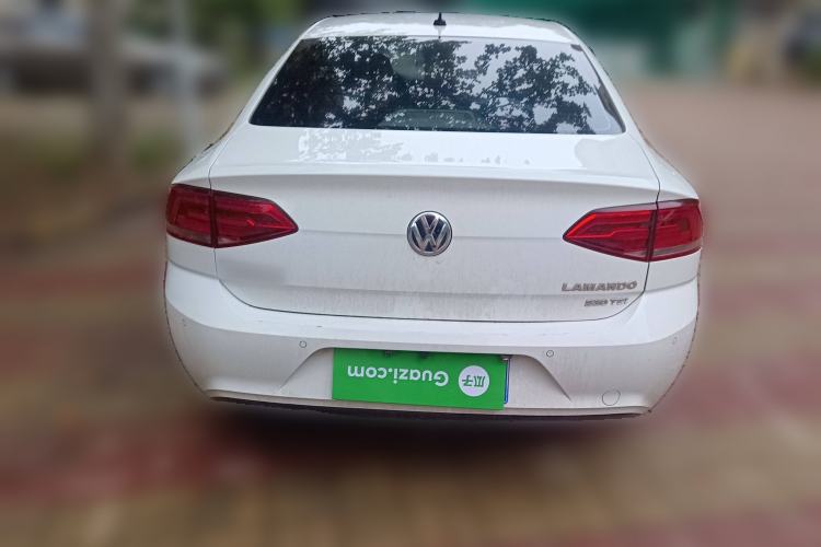 Used Volkswagen Lamando 2017 230TSI Manual Trend Edition
