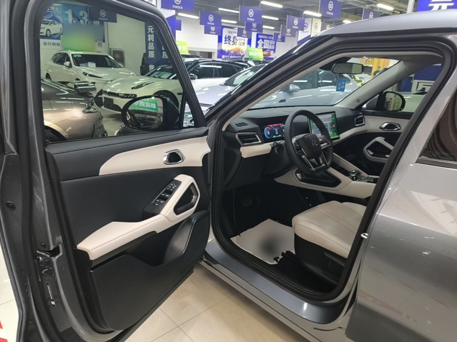BYD Yuan UP 2024 401KM Leading Edition — снимка 18