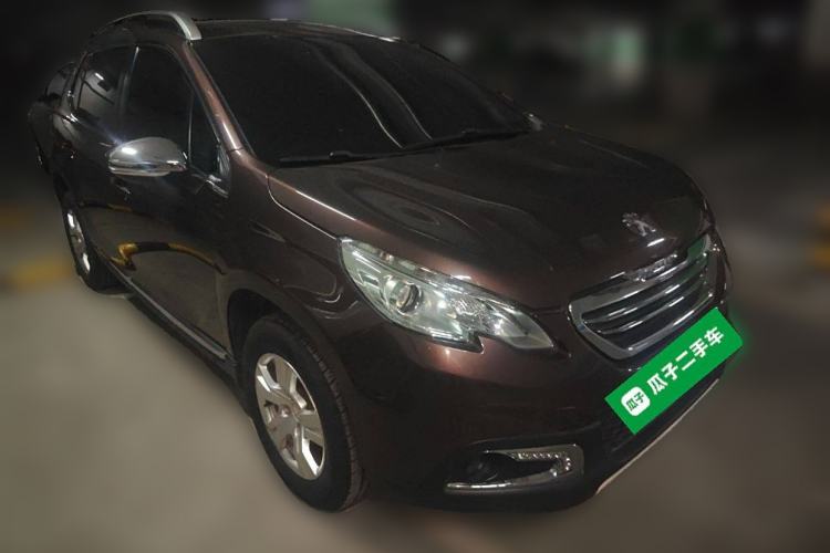 Used Peugeot 2008 2014 1.6L Manual Trend Edition Front Right 45 Deg