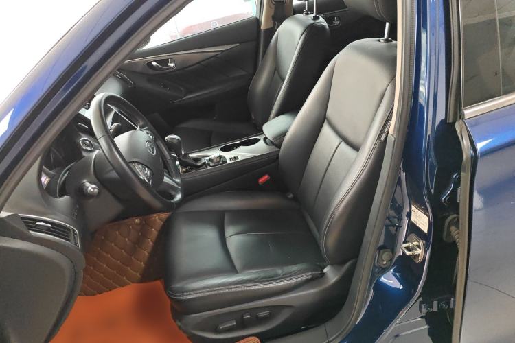 Used Infiniti Q50L 2016 2.0T Enjoyment Edition
