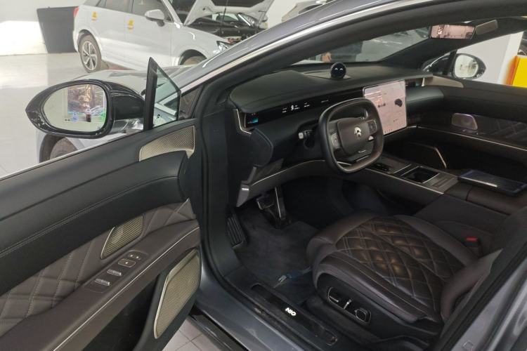 Used Nio ET9 2025 100kWh Signature Edition
