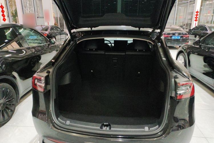 Used Tesla Model Y 2021 Long-Range All-Wheel-Drive Version