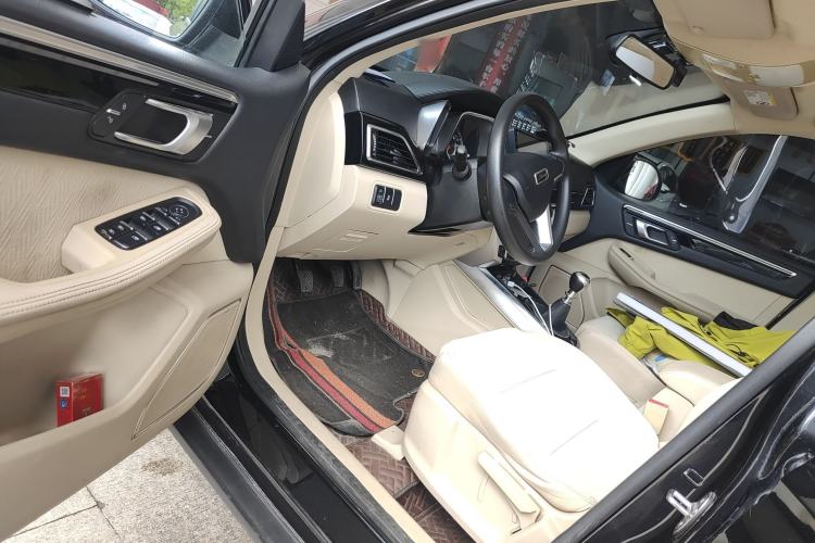 Used Zotye Domy X5 2017 Upgraded Model 1.5T Manual Elite Version
