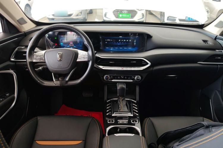 Used Bestune T77 2019 Facelift 230 TID Automatic Luxury Version China V Emission Standard
