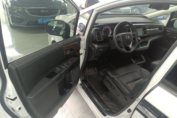 Used Honda Elysion 2016 2.4L Luxury Edition Driver Seat