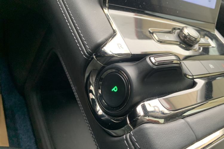 Used Nio ES8 2020 580 km Signature Edition 7-Seater Version Gear Lever