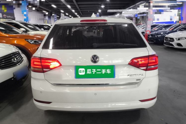 Used Volkswagen Santana 2017 Haval H9 1.6L Automatic Comfort Edition
