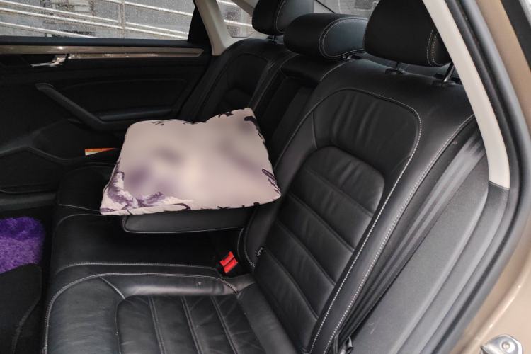 Used Volkswagen Passat 2017 330TSI DSG Luxury Edition Left Rear Seat