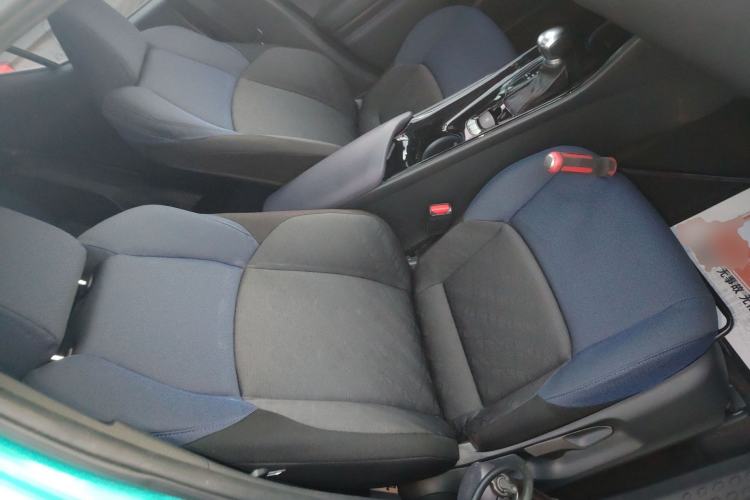 Used Toyota C-HR 2018 2.0L Luxury Sunroof Version China V Emission Standard