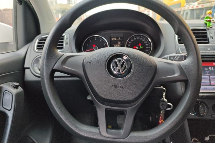 Used Volkswagen Polo 2014 1.4L Automatic Comfort Edition