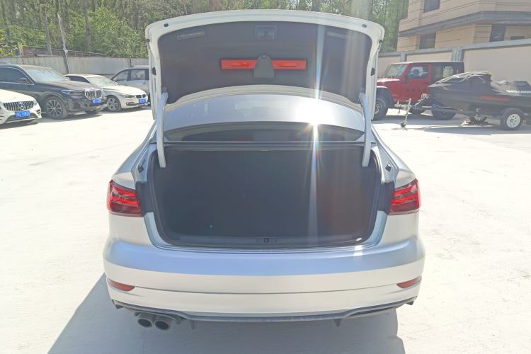 Used Audi A3 2019 Limousine 35 TFSI Fashion Edition China V standard
