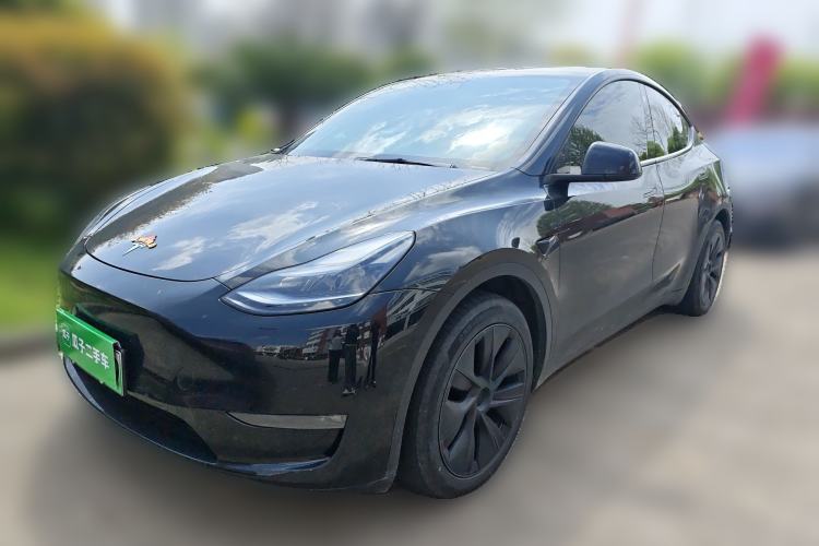 Used Tesla Model Y 2023 Long-Range All-Wheel-Drive Version
