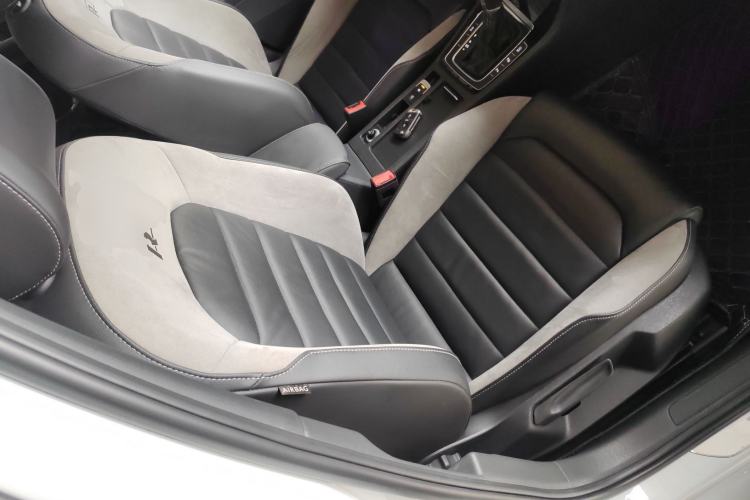 Used Volkswagen Golf 2019 280TSI DSG R-Line China VI Standard
