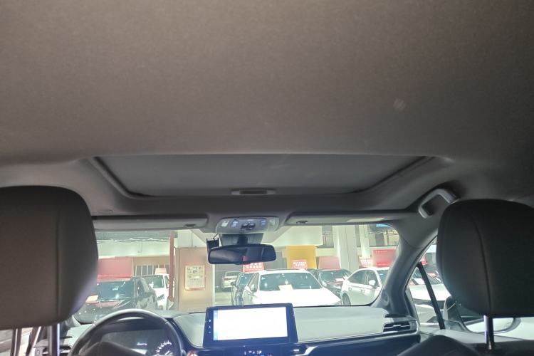 Used Toyota Sienna 2021 2.5L Hybrid Premium Edition
