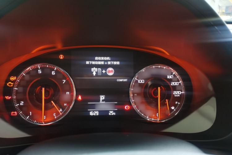 Used Acura CDX 2016 1.5T Two-Wheel Drive Deluxe Edition