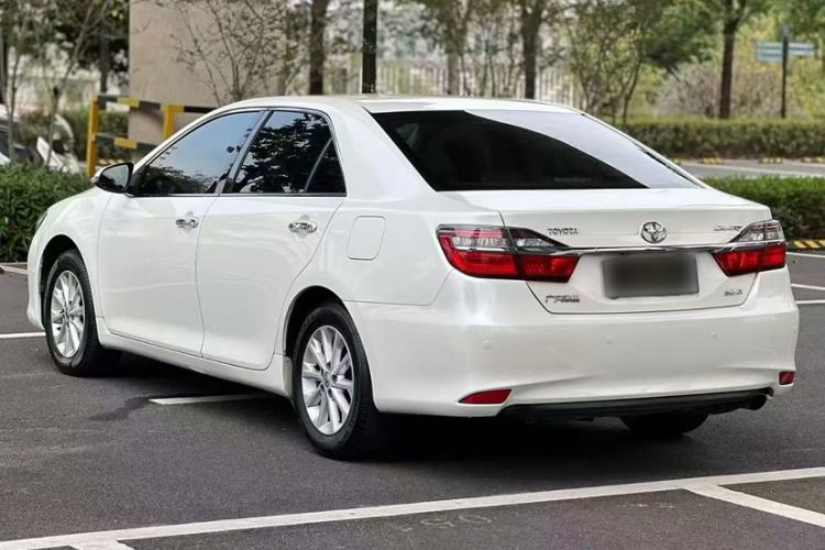 Used Toyota Camry 2015 2.0G Premier Edition Exterior 3