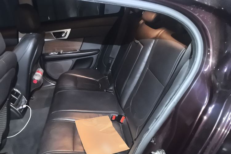 Used Jaguar XF 2015 XF 2.0T Prestige Edition
