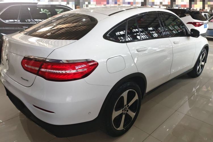 Used Mercedes-Benz GLC Coupe 2018 GLC 200 4MATIC Coupe SUV
