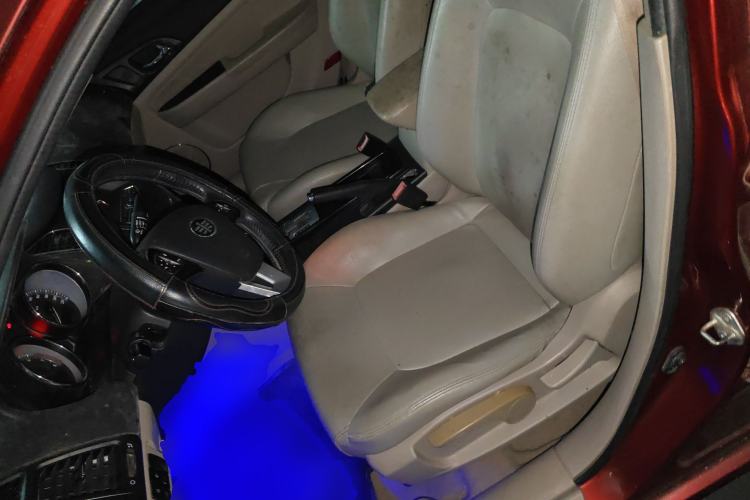 Used Bestune B50 2013 1.6L automatic luxury version