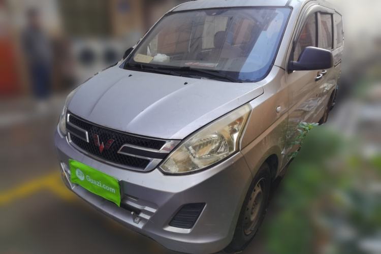 Used Wuling Rongguang V 2015 1.5L Practical Version