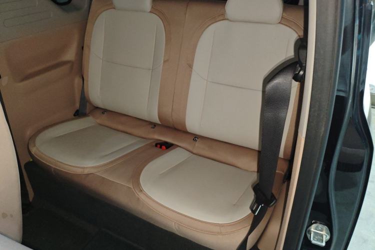 Used Geely Galaxy Panda 2024 200km Panda Kart Left Rear Seat