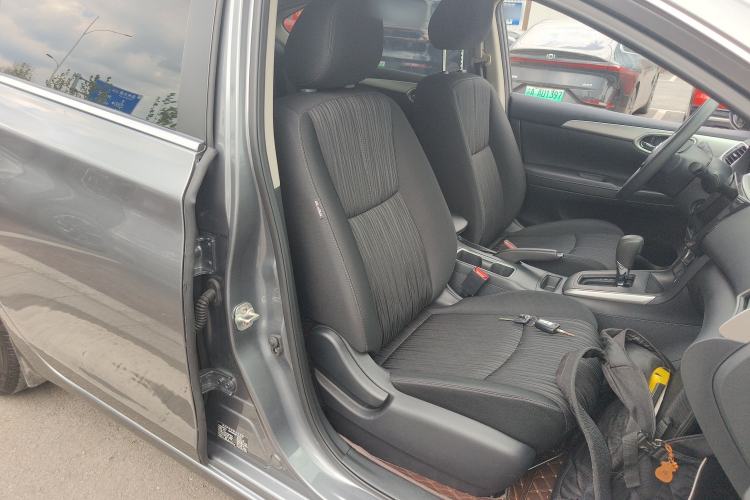 Used Nissan Sylphy 2022 Classic 1.6XE CVT Comfort Edition Right Front Seat