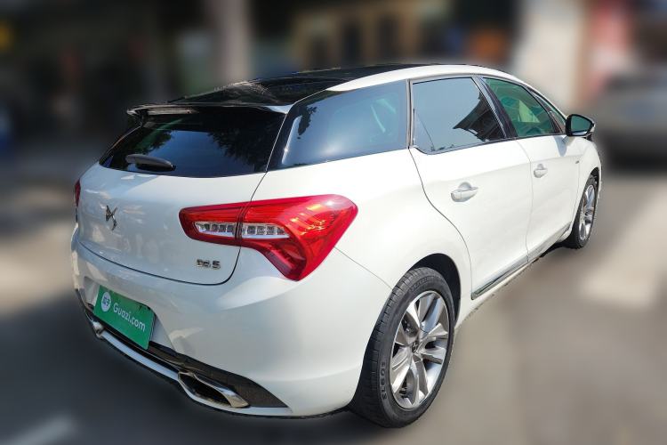 Used DS 5 2015 1.6T Luxury Edition THP160 Rear Right 45 Deg