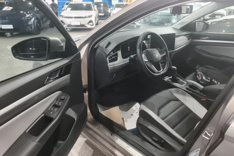 Used Volkswagen Bora 2023 300TSI DSG Prestige Edition Driver Seat