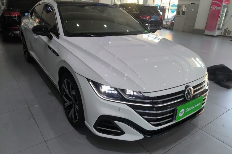 Used Volkswagen FAW-Volkswagen CC 2021 380TSI Striking Edition Front Right 45 Deg