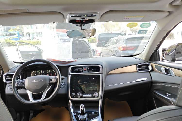 Used Lynk & Co 01 2020 2.0T Two-Wheel Drive Pure Pro Version China VI Standard
