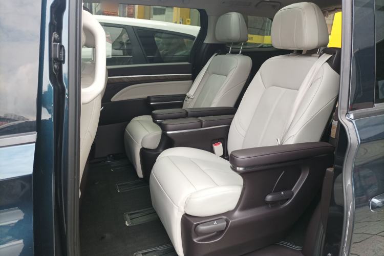 Used GAC Trumpchi M8 2023 Lingxiu Series 390T Prestige Edition Left Rear Seat