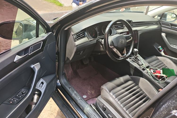 Used Volkswagen Magotan 2021 330TSI DSG 30th Anniversary Edition Driver Seat