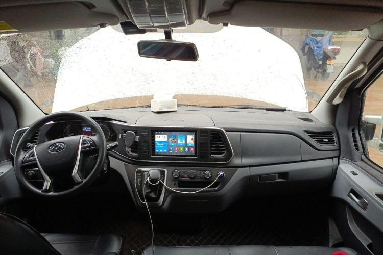 Used SAIC MAXUS Xintu V80 2021 2.0T PLUS AMT All-Rounder Mid-Height Roof 6/7/8/9-Seater
