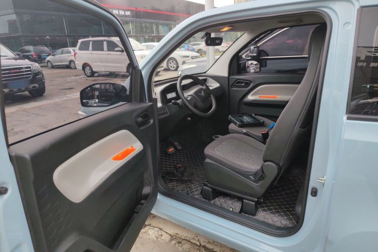 Used Wuling Hongguang MINIEV 2022 Easy Version Lithium Iron Phosphate Driver Seat