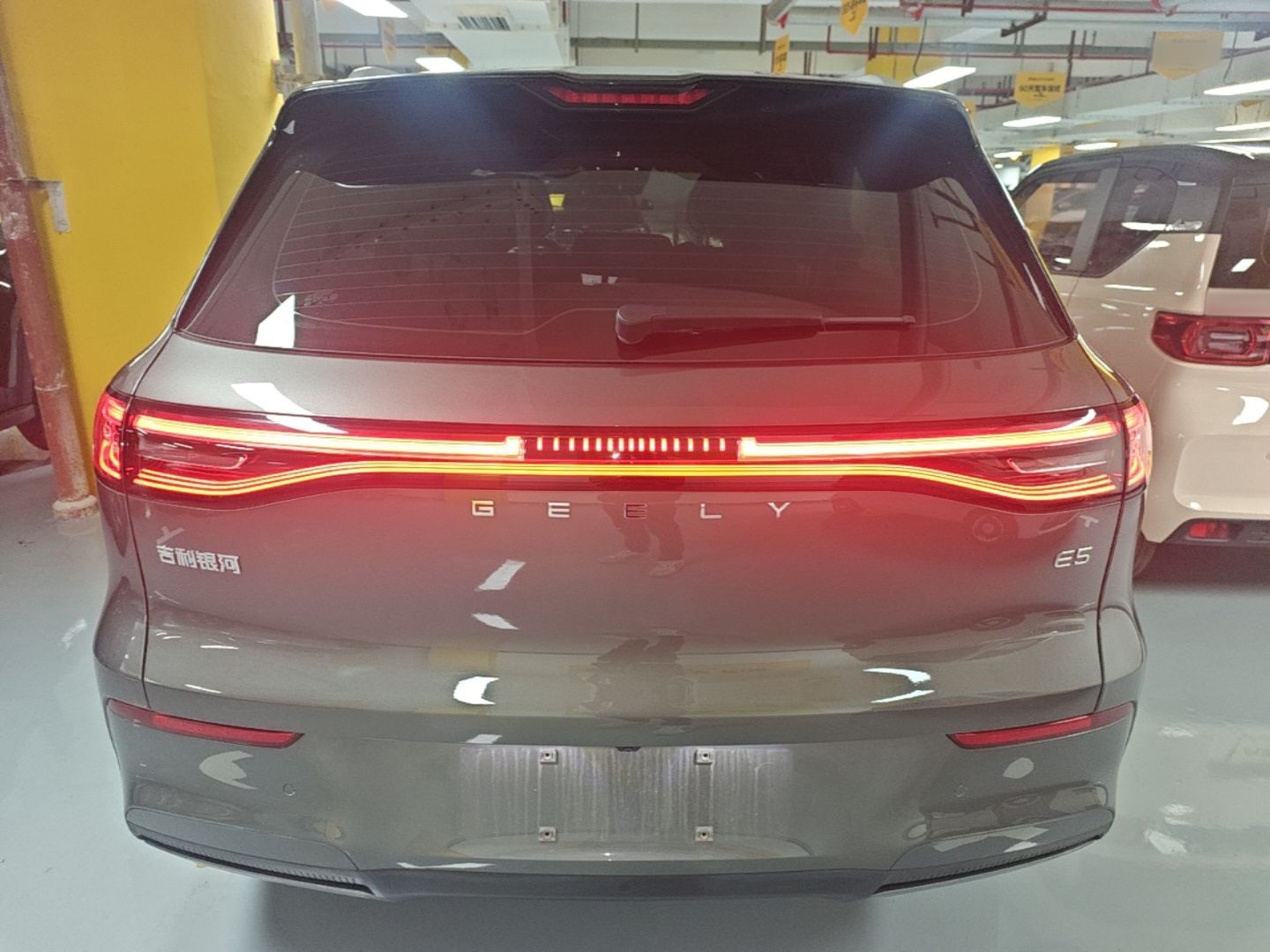 Geely Galaxy E5 2026 Model 610km Exploration+ Edition — снимка 5
