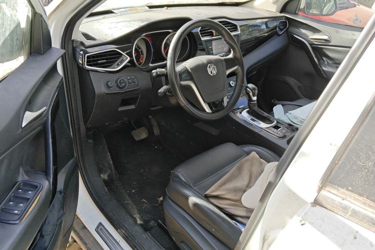 Used MG GS 2015 2.0TGI TST Luxury Edition Interior 3