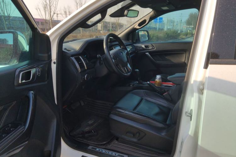 Used Ford Everest 2017 2.0T Gasoline Automatic 4x4 Flagship Edition 7 Seats
