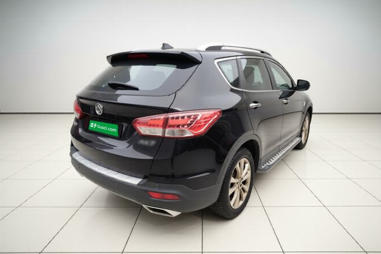 Used Dongfeng Aeolus AX7 2015 2.0L Manual Zhiyi Trim
