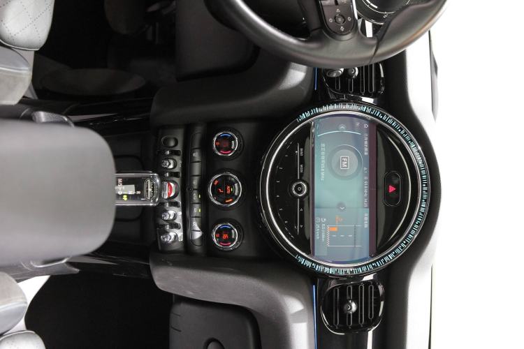 Used MINI MINI 2022 1.5T COOPER Artist