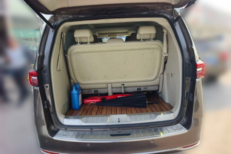 Used Buick GL8 2020 Land Business Class 652T Luxury Model
