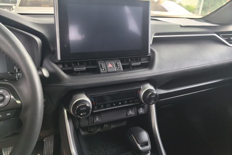 Used Toyota RAV4 2021 2.0L CVT Two-Wheel Drive Fashion PLUS Edition
