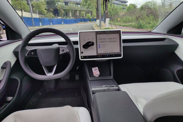 Used Tesla Model 3 2023 Rear-Wheel-Drive Version
