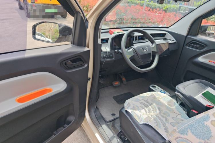 Used Wuling Hongguang MINIEV 2020 Zizai Version Lithium-NMC Driver Seat