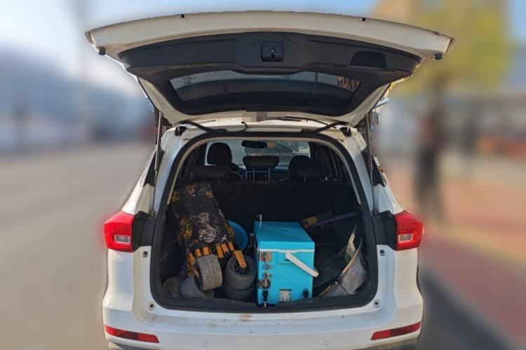 Used Haval M6 2019 1.5T DCT Two-Wheel Drive Elite Version China VI Standard Trunk