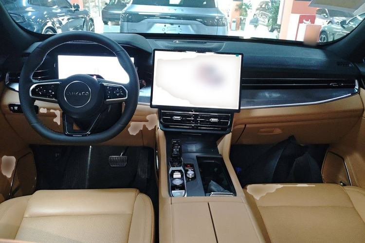 Used Lynk & Co 09 EM-P 2025 2.0TD EM-P Four-Wheel Drive Max Five Seats Center Console