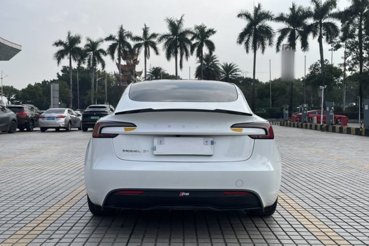 Used Tesla Model 3 2023 Long-Range All-Wheel-Drive Version
